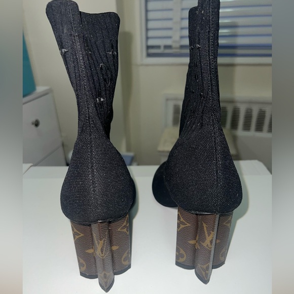 Louis Vuitton Silhouette Ankle Boot - Picture 2 of 3